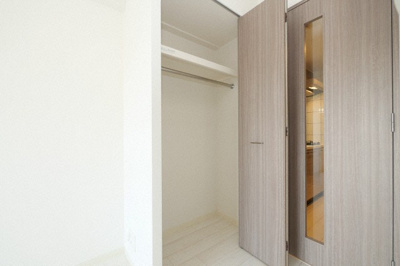 【収納】 |  エスリード新大阪ヴェルデ | 大きなスペースがあり、収納には困りません