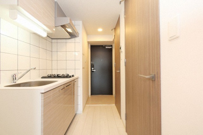 【玄関】 |  エスリード新大阪ヴェルデ | シンプルで使いやすい玄関です