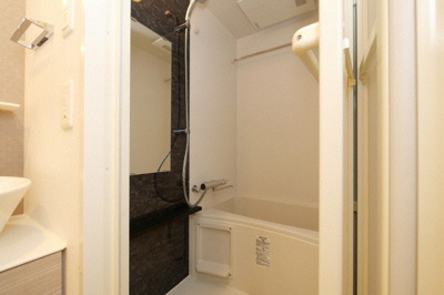 【浴室】 |  エスリード新大阪ヴェルデ | きれいなお風呂です