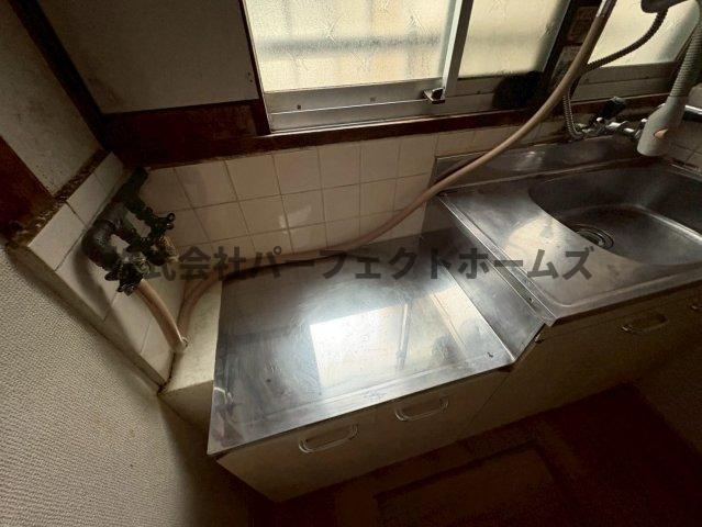 出口５丁目テラスハウスのキッチン|使いやすいキッチンです