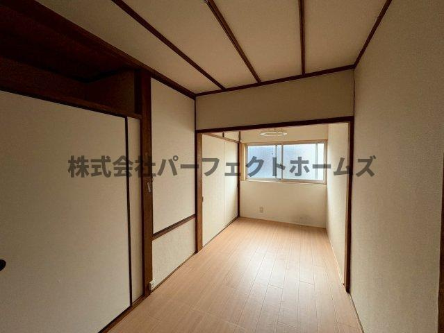 出口５丁目テラスハウスの洋室|使い勝手のいい洋室です