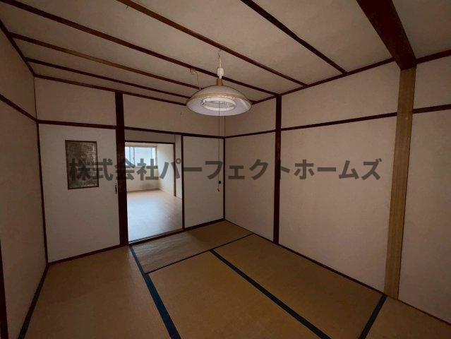 出口５丁目テラスハウスの和室|フローリングだけでなく、和室もあります