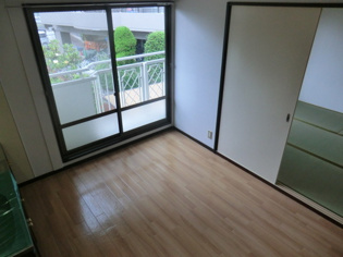 エクセル武庫川２の居間