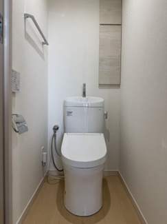 【トイレ】 | 鷺沼東パーク・ホームズ弐番館 | トイレは快適な温水洗浄機能付です。