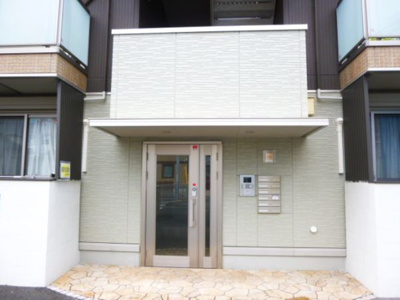 【エントランス】 | ファミールタカゼンE棟