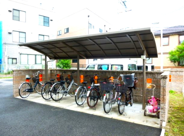 ファミールタカゼンE棟のその他共用部分