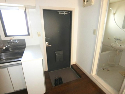 【玄関】 | プレジデントハイム