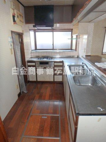 川越市川鶴中古戸建のキッチン