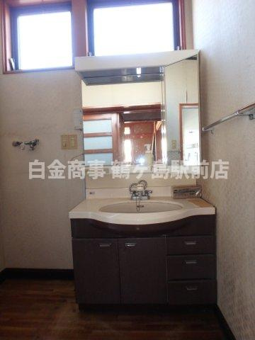 川越市川鶴中古戸建の独立洗面台