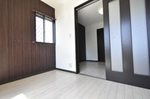 【洋室】 | クレストコートA・B棟