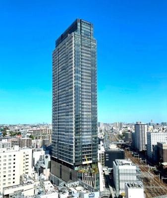 【外観】 | THE YOKOHAMA FRONT TOWER | 外はこのようになっています