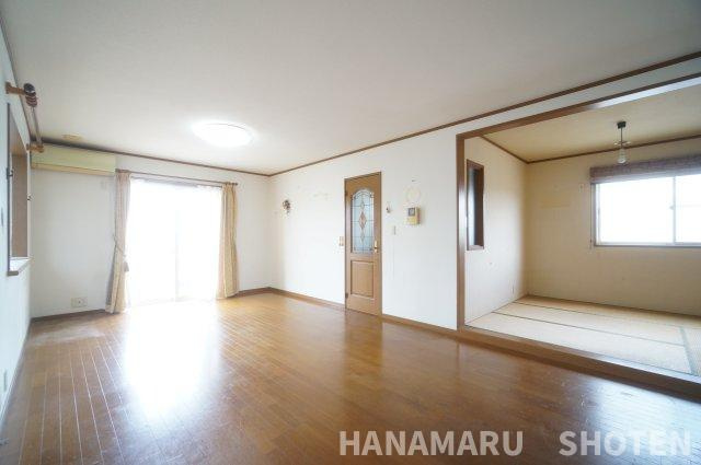 中古　千葉市緑区おゆみ野の居間・リビング|＊当日ご案内可＊ご希望の物件まとめてご案内！弊社が掲載していない物件でもOK♪お気軽にご相談ください ♪お電話でのお問合わせがスムーズ♪