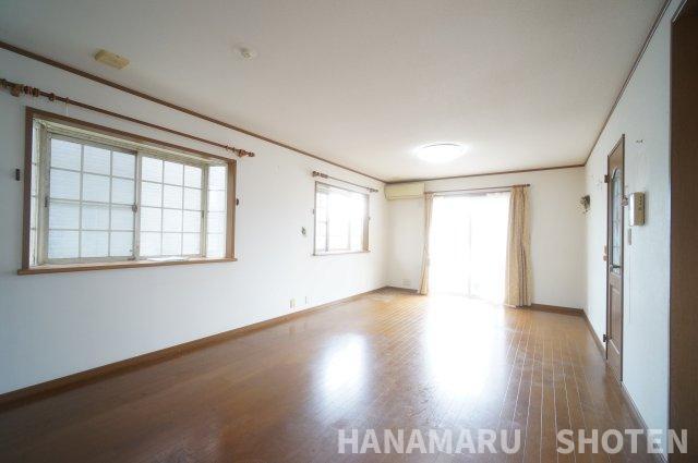 中古　千葉市緑区おゆみ野の居間・リビング|＊当日ご案内可＊ご希望の物件まとめてご案内！弊社が掲載していない物件でもOK♪お気軽にご相談ください ♪お電話でのお問合わせがスムーズ♪