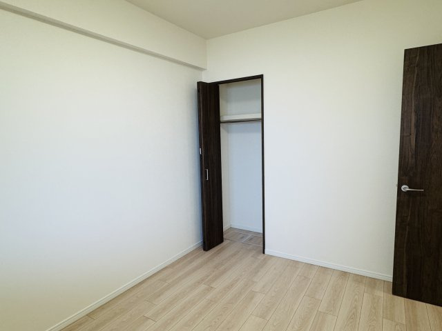 グランシティレイディアントアクアヴィータの収納|～収納力の高いクローゼット完備～