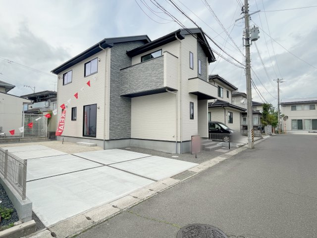 新築戸建・建売　福島市笹木野5期　Erde　全1棟の前面道路含む現地写真