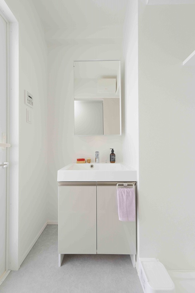 新品家具付きマンション港2(KaGood福岡)の洗面所