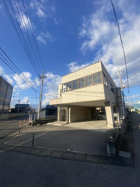 栃木市貸事務所の駐車場