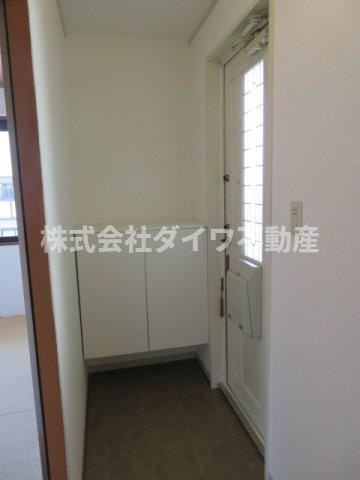 ジュネス若松の居間・リビング