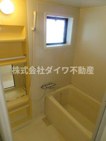 ジュネス若松の浴室