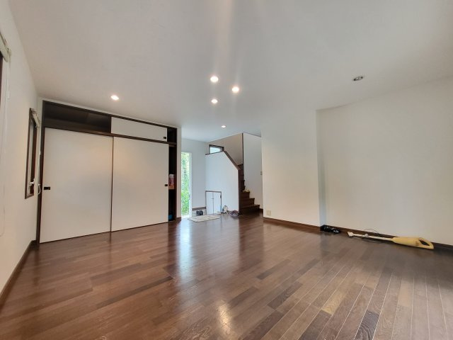 【居間・リビング】 | 伊都ハイランドパーク内別荘