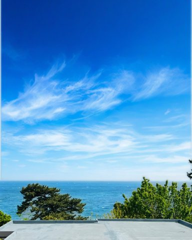 「海がきこえる。」湘南スローライフin二宮山西の展望|バルコニーからの眺望。
湘南らしい贅沢な眺望を現地でご覧ください