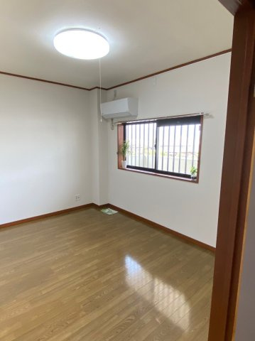 ヒルズF&Mの洋室|コンパクトで使いやすい洋室です