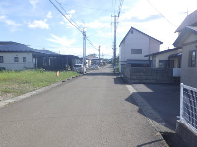 【前面道路含む現地写真】 | 大館市清水３丁目・土地物件