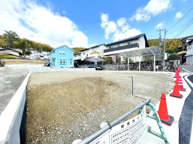◆建築条件無し売土地◆各「六地蔵」駅より徒歩圏内◆陽当たり・通風良好◆伏見区桃山町安芸山の外観|令和７年４月撮影