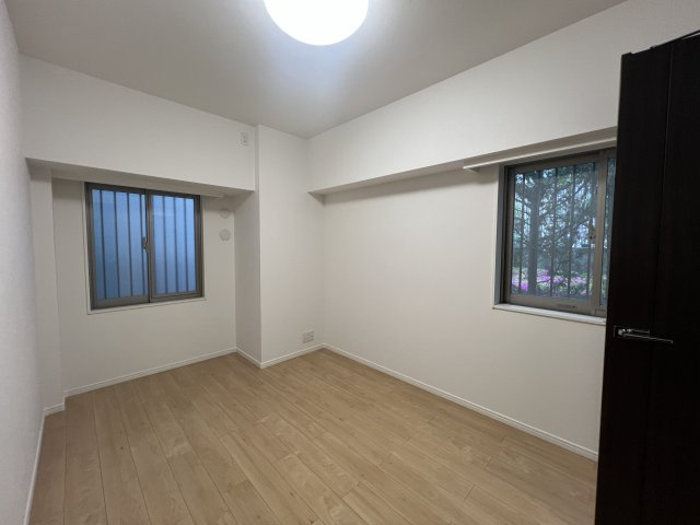 ペットと暮らす南東向きリフォーム【シティテラス大和ブリーズコート】の洋室|コンパクトで使いやすい洋室です