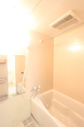 グラフィージュの浴室