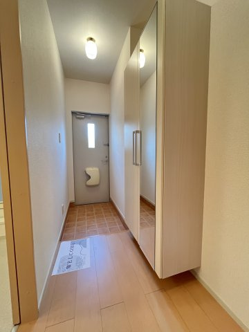 グランドソレイユの玄関