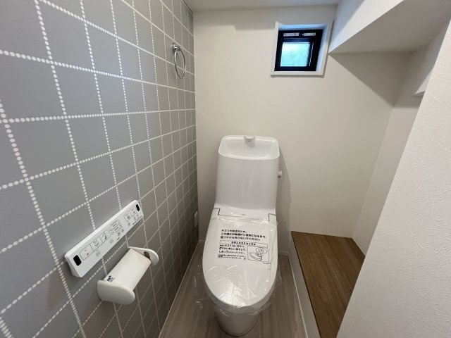 これからの時代の外観ってこんな感じ【座間市西栗原1丁目】新築戸建のトイレ|トイレも気になるポイント