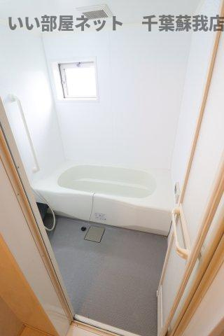 おゆみ野ドリームマウンテン　Ａの浴室|コンパクトで使いやすいお風呂です