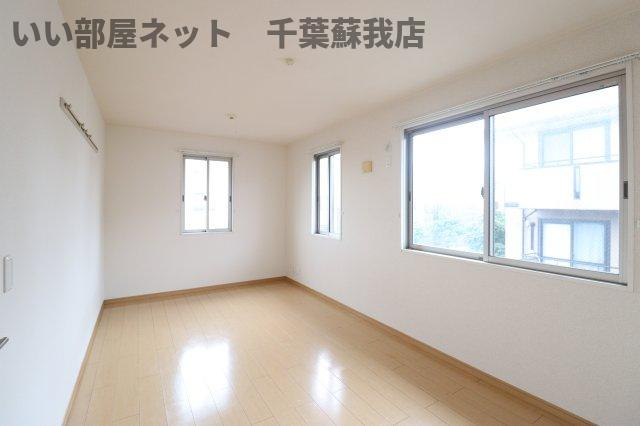 おゆみ野ドリームマウンテン　Ａの居間・リビング|ゆったりとした居間です