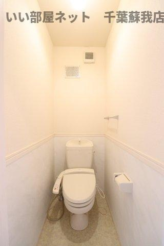 おゆみ野ドリームマウンテン　Ａのトイレ|落ち着いた色調のトイレです