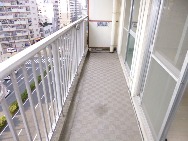 サンフラッツ新大阪本館