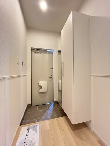 クレスト／／タウン　Ⅱの玄関