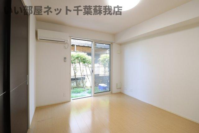 カサヴェール　Ⅰの居間・リビング|こちらのリビングで趣味の時間をお楽しみください