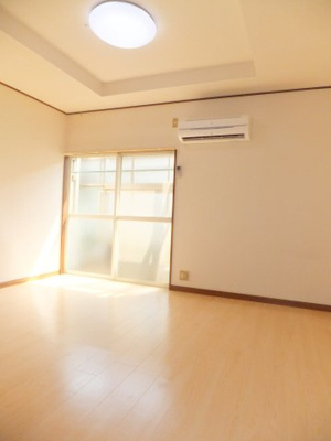 【居間・リビング】 | グランコート分倍