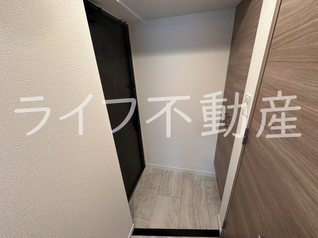 S-RESIDENCE小阪azureの玄関