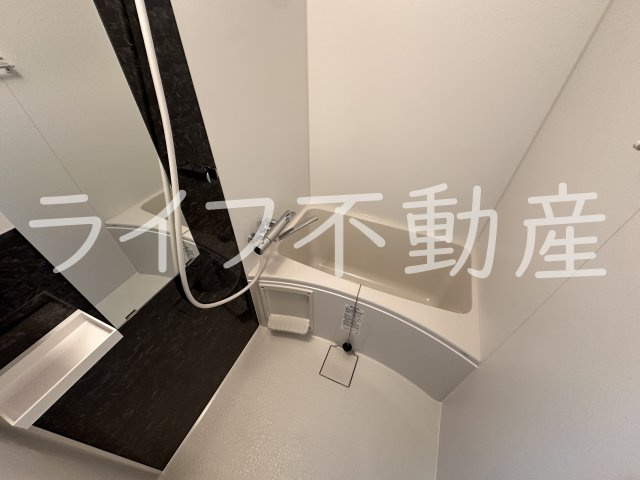 S-RESIDENCE小阪azureの浴室