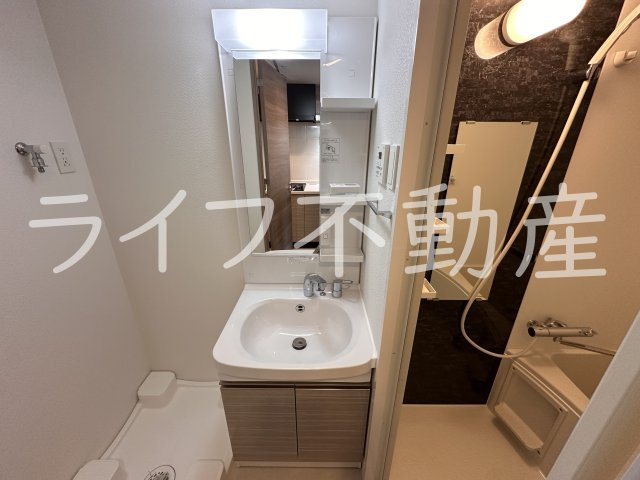 S-RESIDENCE小阪azureの洗面所