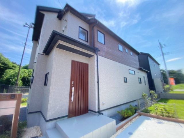 祝　成約済み　八王子市　石川町　新築戸建ての外観|～仲介手数料無料☆八王子ひなた不動産～　八王子市石川町　新築戸建て