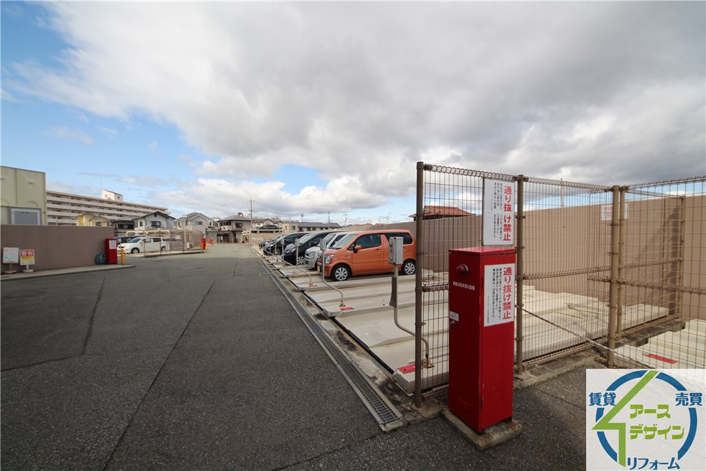 グランプレステージ明石西Ⅱの駐車場