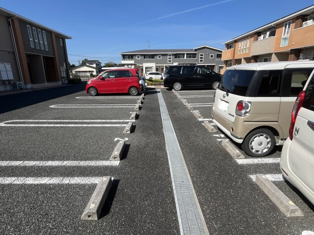 ティファーレ　Ⅱの駐車場