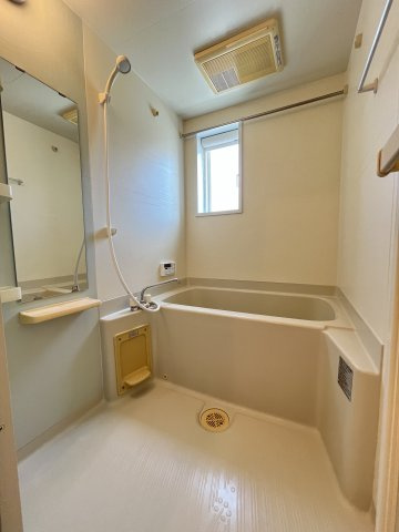 ティファーレ　Ⅱの浴室