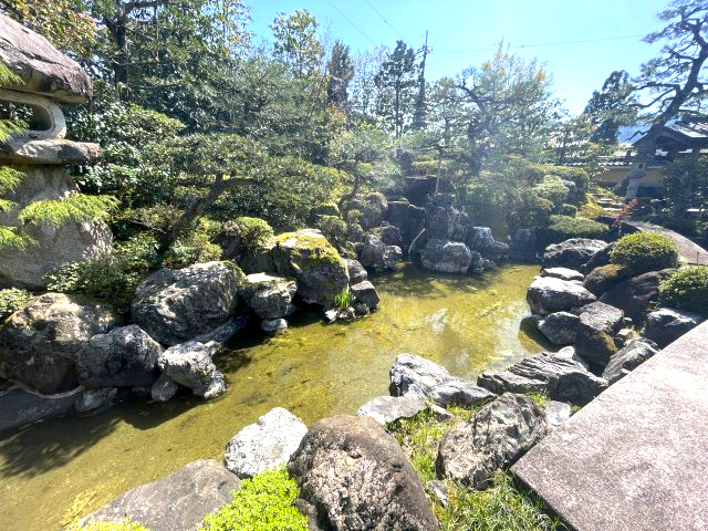 高島市永田中古戸建の外観