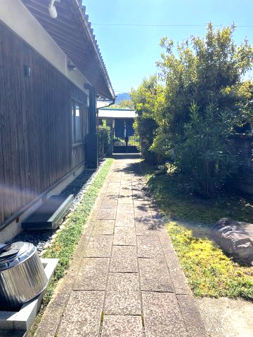 高島市永田中古戸建の外観