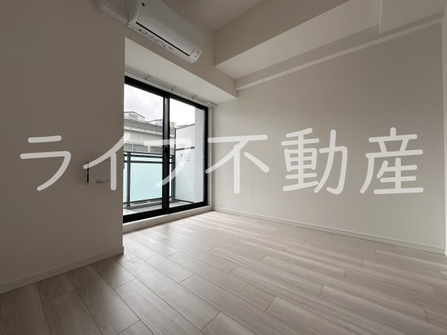 S-RESIDENCE小阪azureの居間・リビング