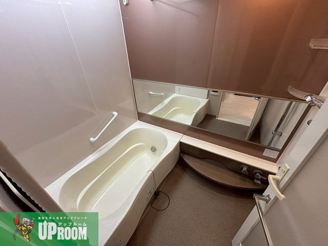 ライオンズステーションプラザ勝川弐番館の浴室